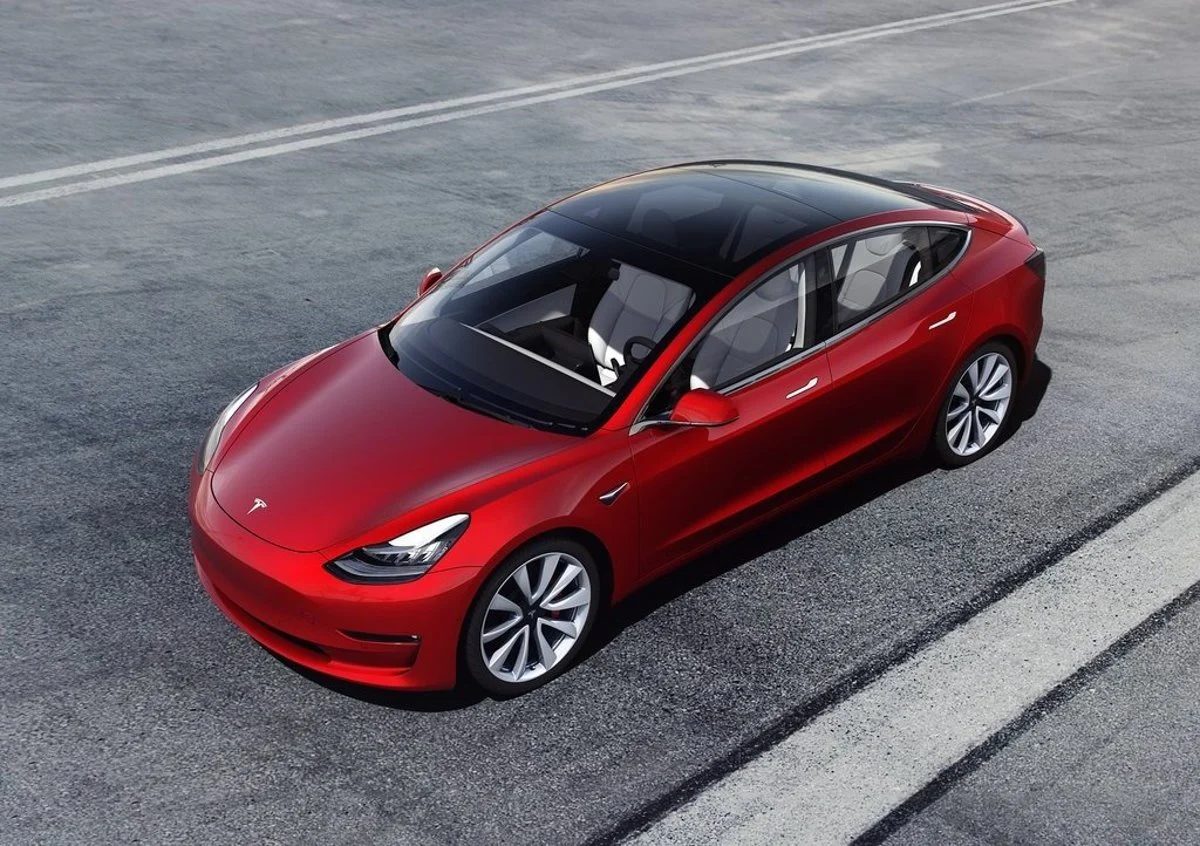 Tesla исполнилось 20 лет. История самой успешной автомобильной компании |  Пикабу