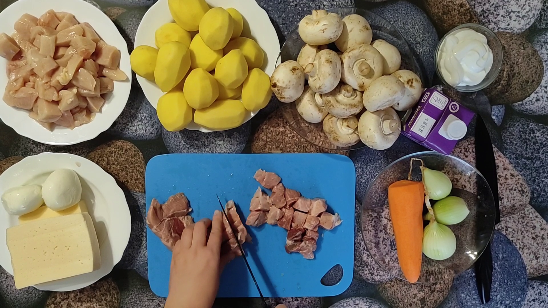 Свинина с картошкой в горшочках – пошаговый рецепт приготовления с фото