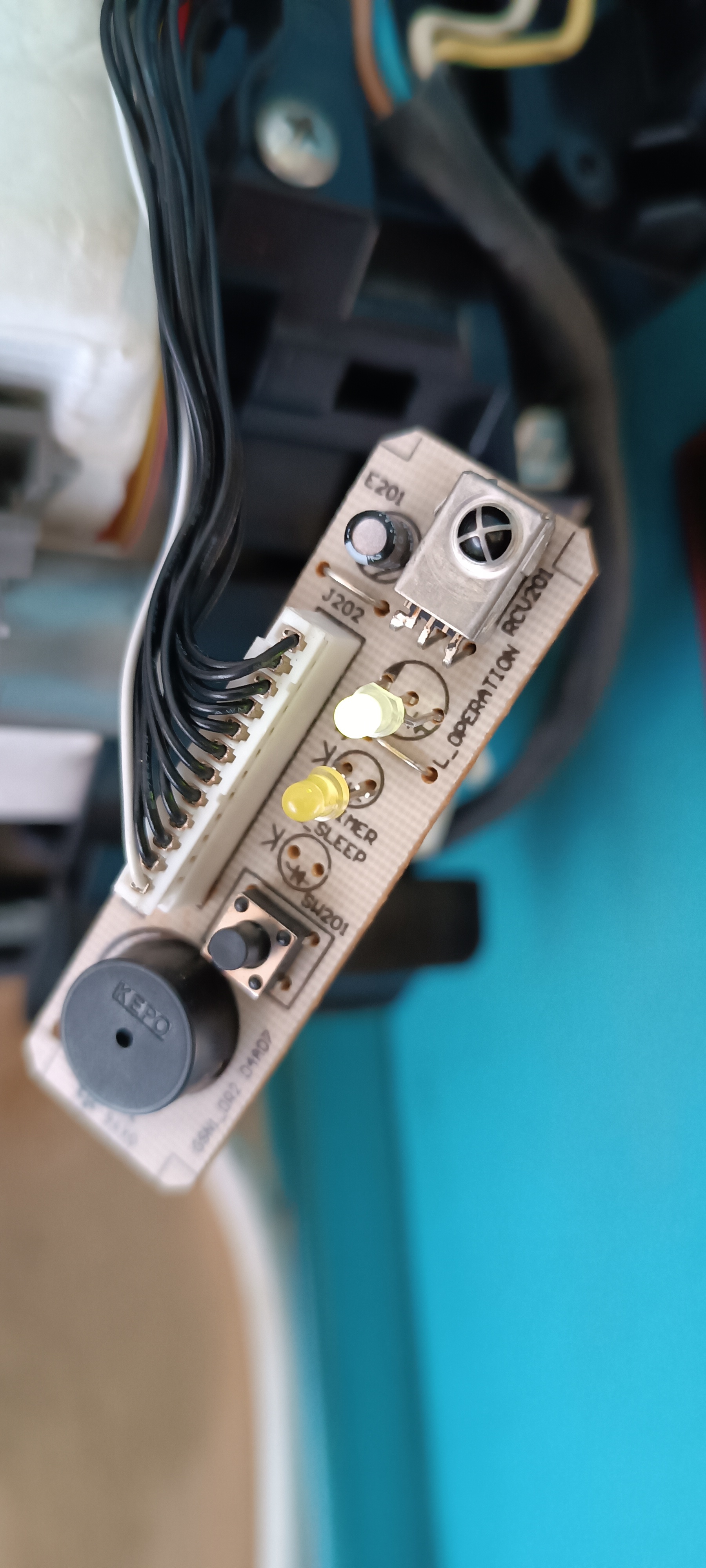 Нужна помощь в поиске платы ИК приёмника на кондиционер Daikin | Пикабу