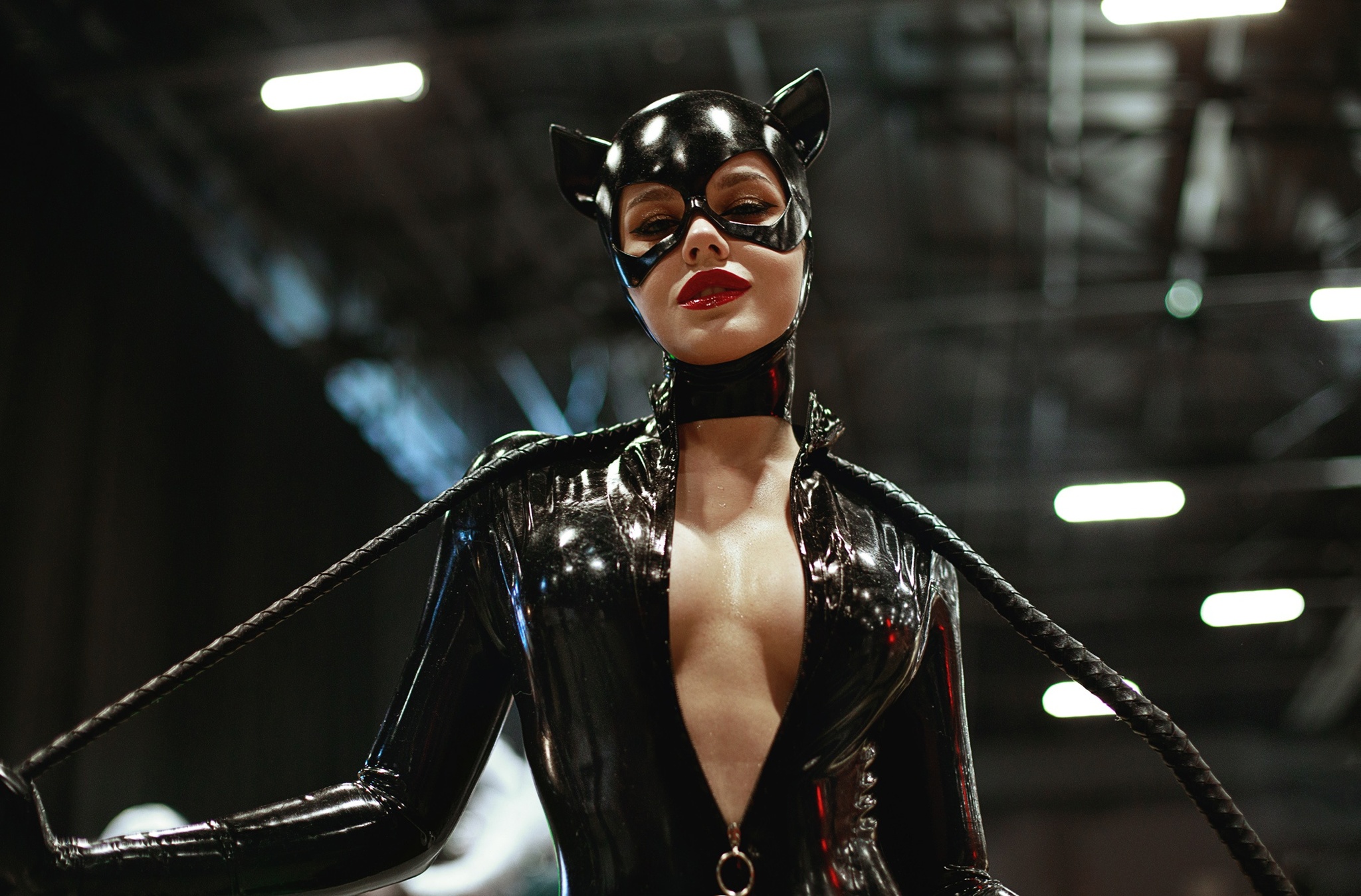 Девушка кошка косплей. Женщина кошка косплей. Catwoman Cosplay.