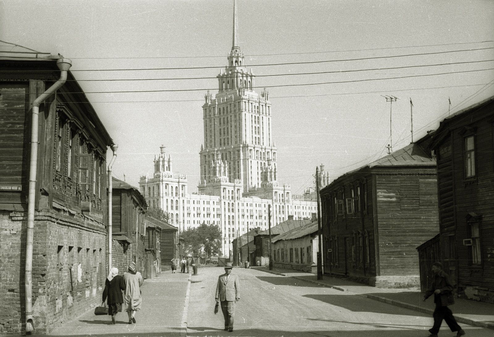 Москва, которой больше нет. Деревянные дома и утраченные памятники столицы  | Пикабу