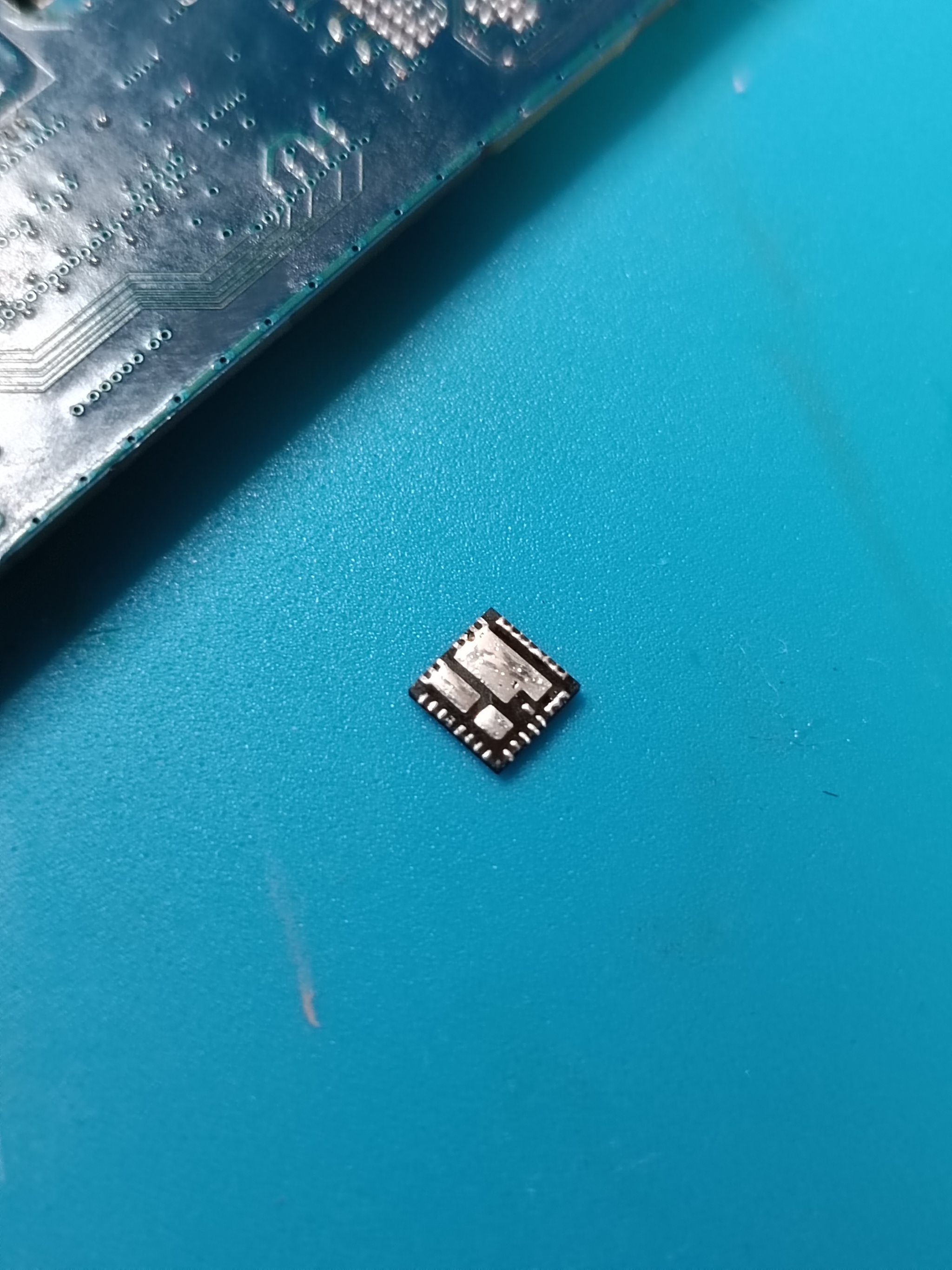 Ремонт ноутбука после залития | Пикабу