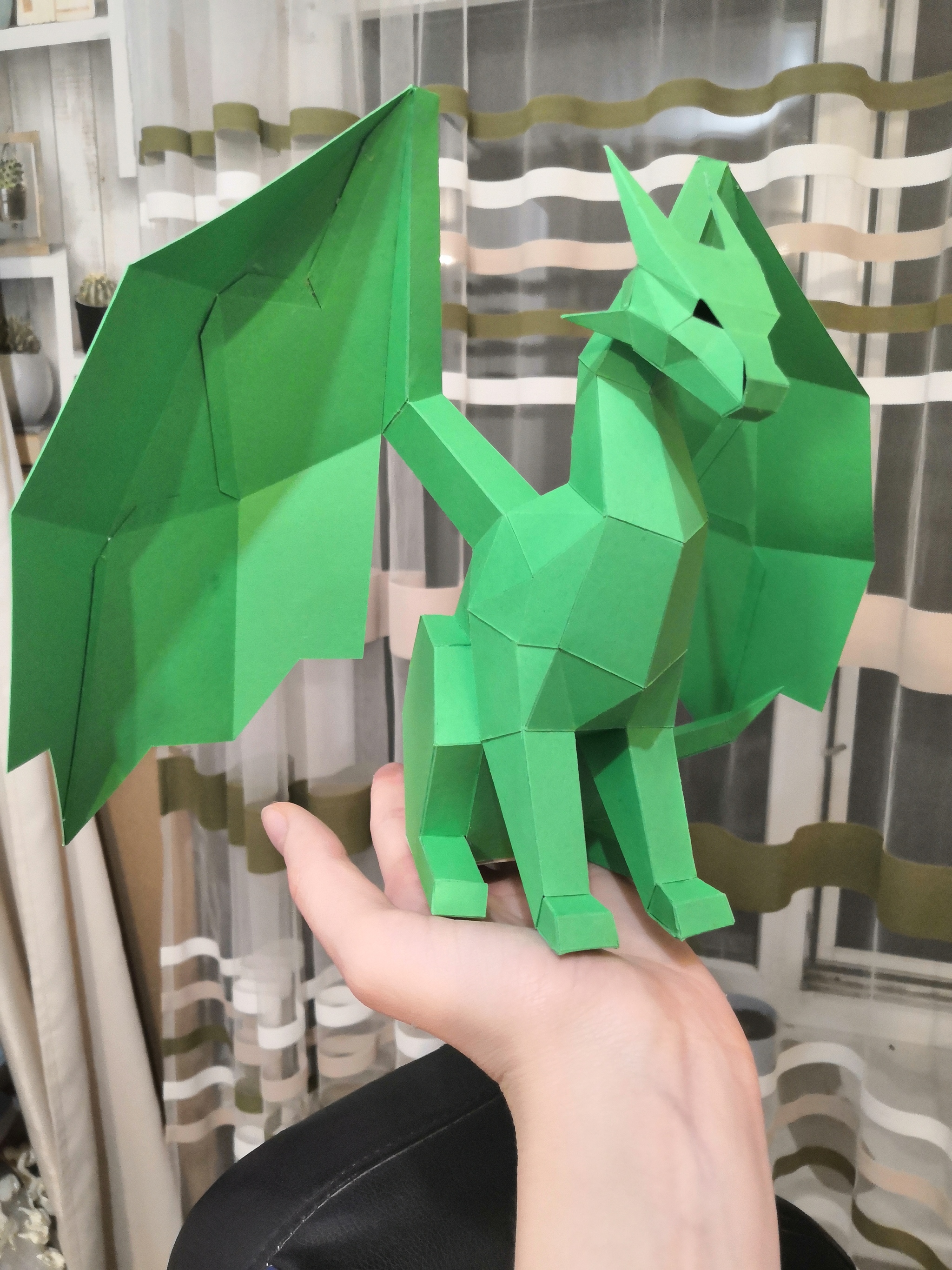 Бумажная змея. Оригами для детей и начинающих