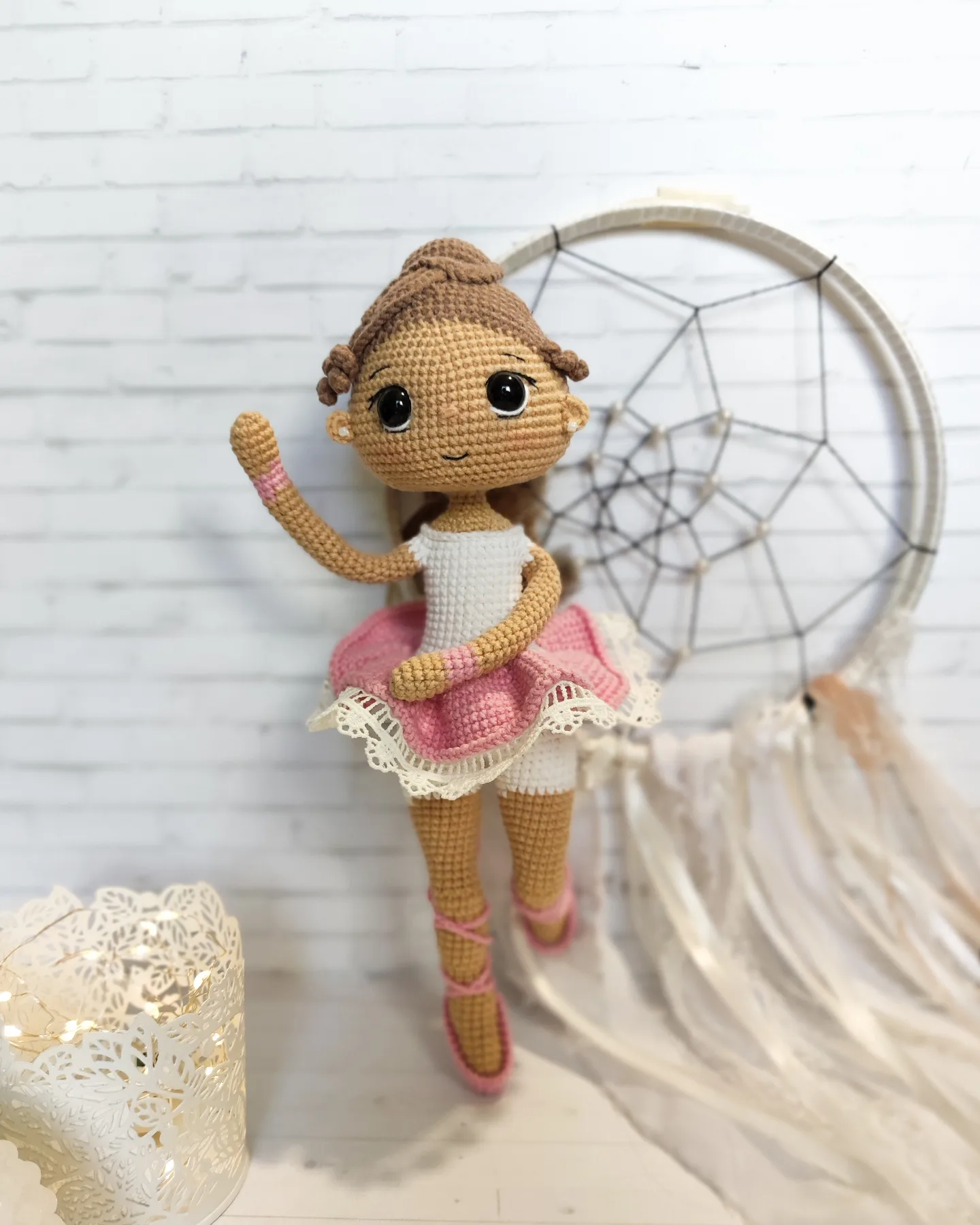 Вязаная крючком кукла балерина