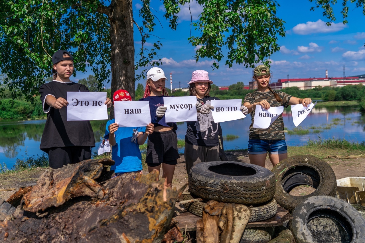 2 тонны отходов подняли дайверы и волонтеры со дна и берегов реки Чусовой в  Пермском крае | Пикабу