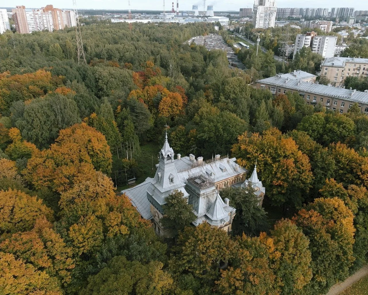 Величественная дача Чернова | Пикабу