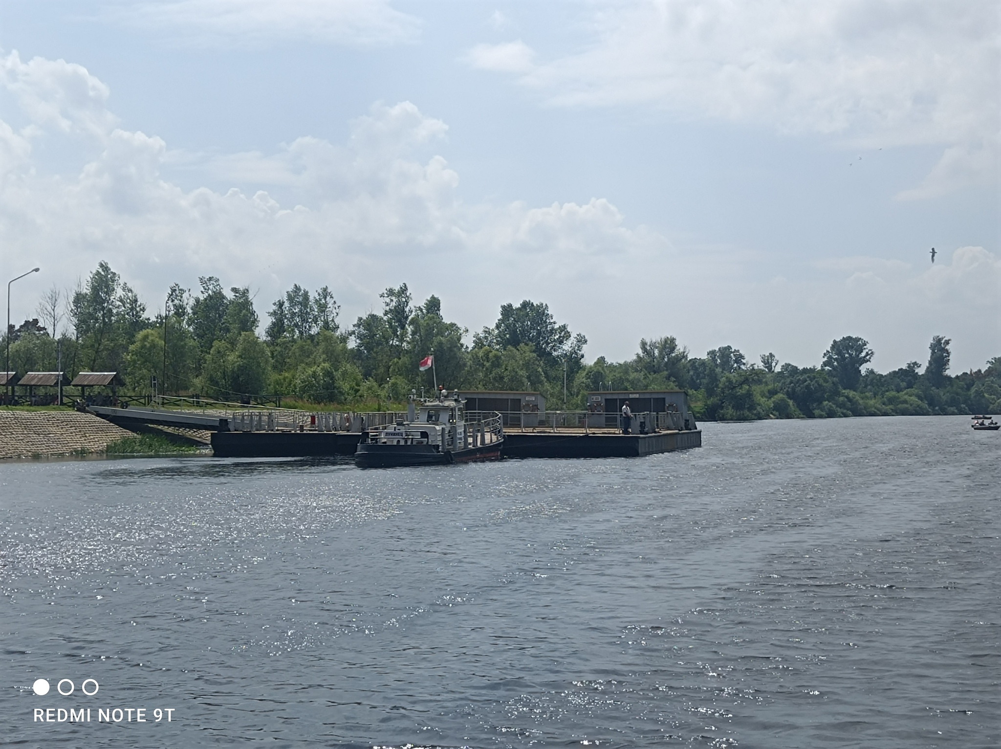 Паромная переправа через реку Припять | Пикабу