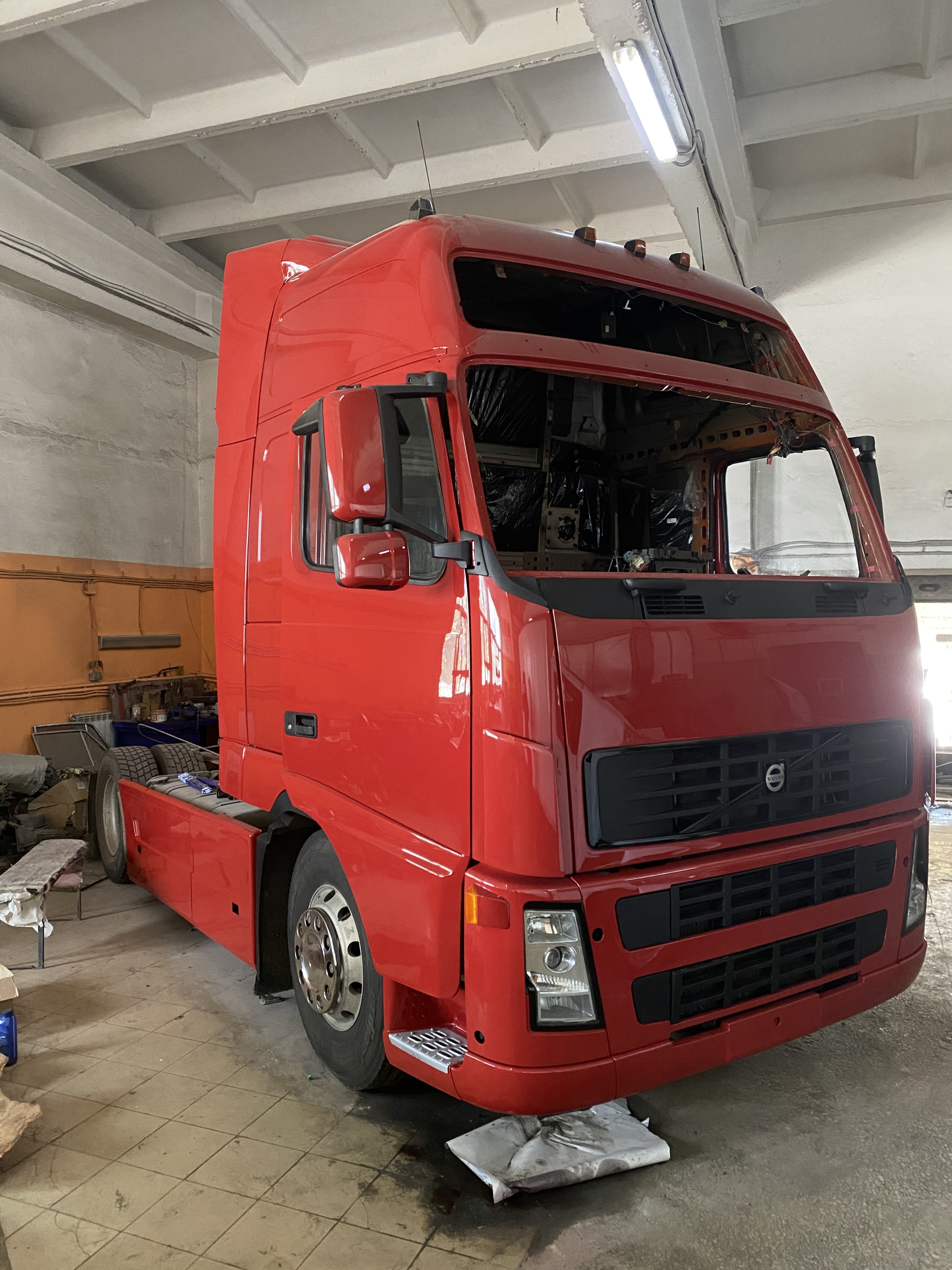 Volvo fh12 перекраска кабины | Пикабу