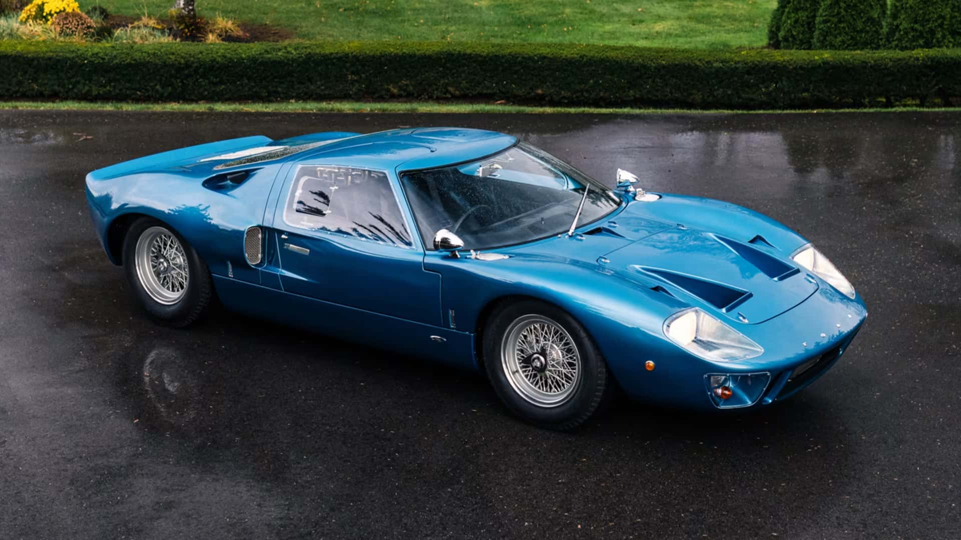 Уникальный дорожный Ford GT40 Mk I продадут с аукциона. С момента постройки  машина проехала меньше 22 тысяч километров | Пикабу