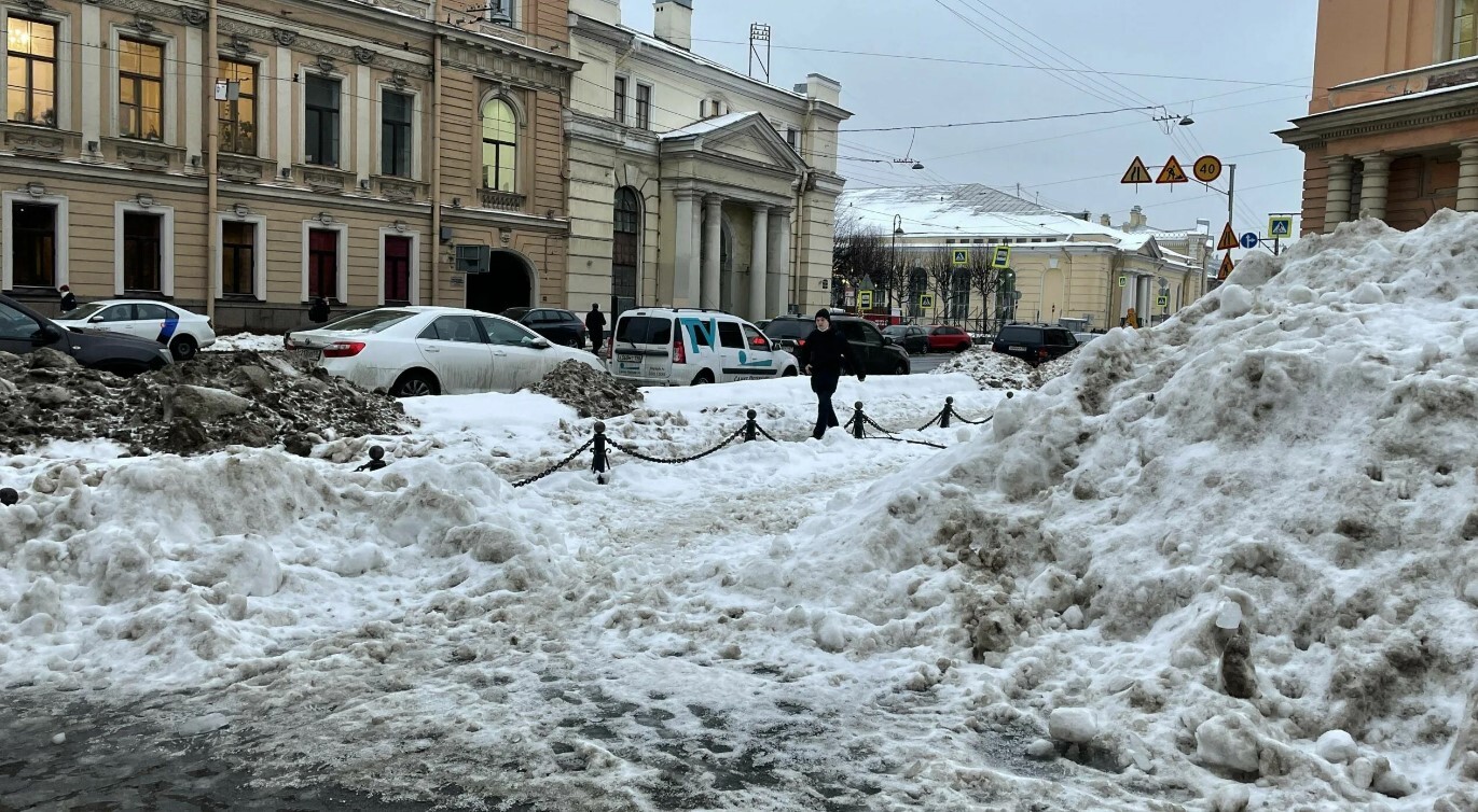 Иностранные шпионы с помощью нейросетей создали порядка 20 тысяч поддельных  фотографией неубранного снега на улицах Петербурга | Пикабу