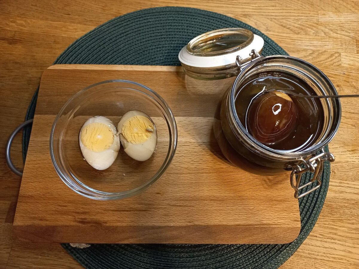 Маринованные перепелиные яйца: простая, но необычная закуска в домашних условиях