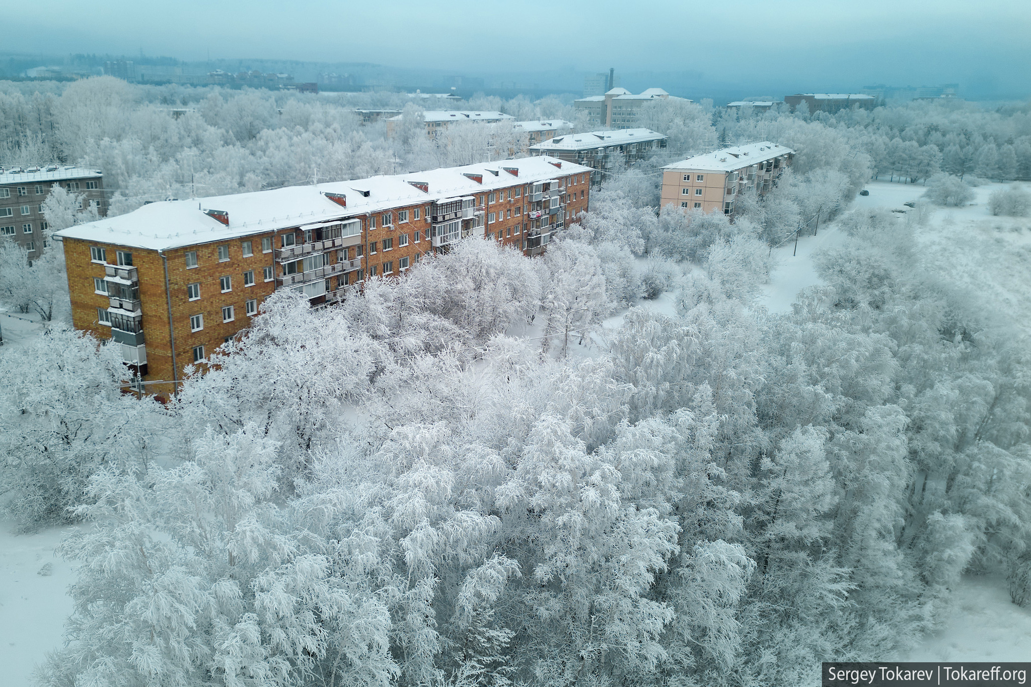 В Красноярске -40 и незамерзающий Енисей. И это красиво | Пикабу