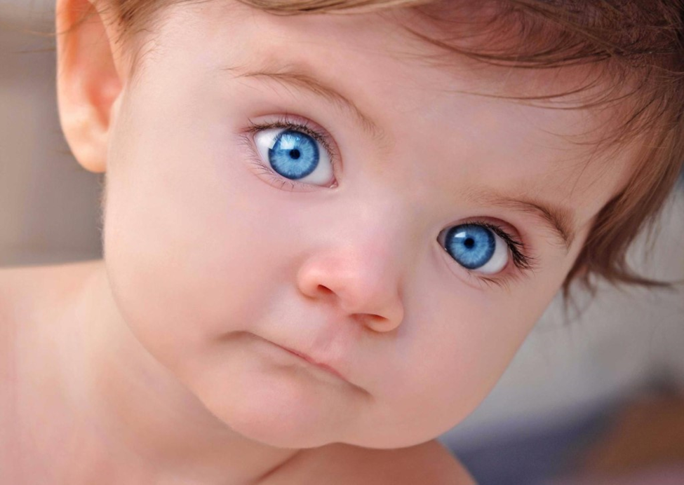 Причины изменения цвета глаз у детей | Пикабу