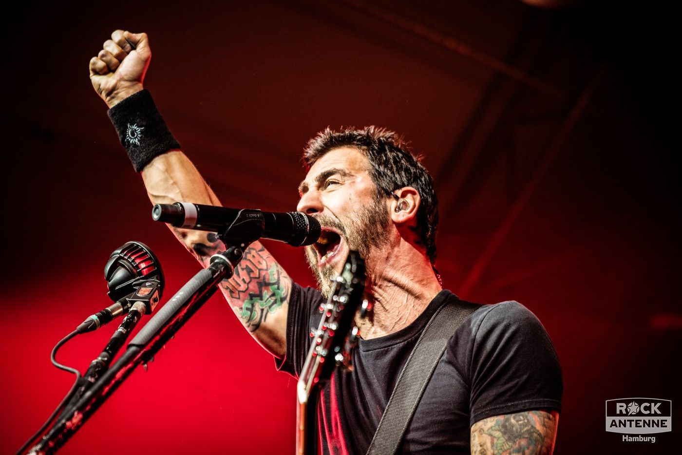 GODSMACK, группа ALTERNATIVE METAL/HARD ROCK, 3 их альбома были на 1 месте  в BILLBOARD 200, в их честь был даже назван ДЕНЬ в БОСТОНЕ | Пикабу