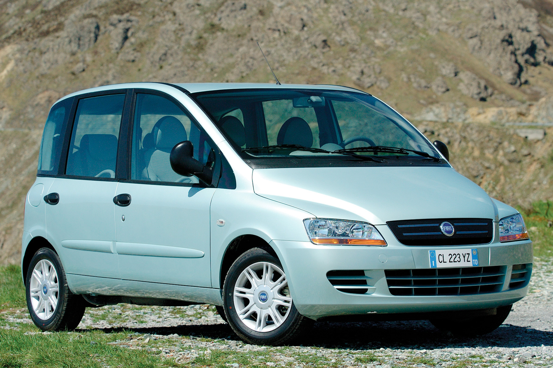 Могли, но не сумели: FIAT Multipla. Не ту машину назвали «Пикассо» | Пикабу