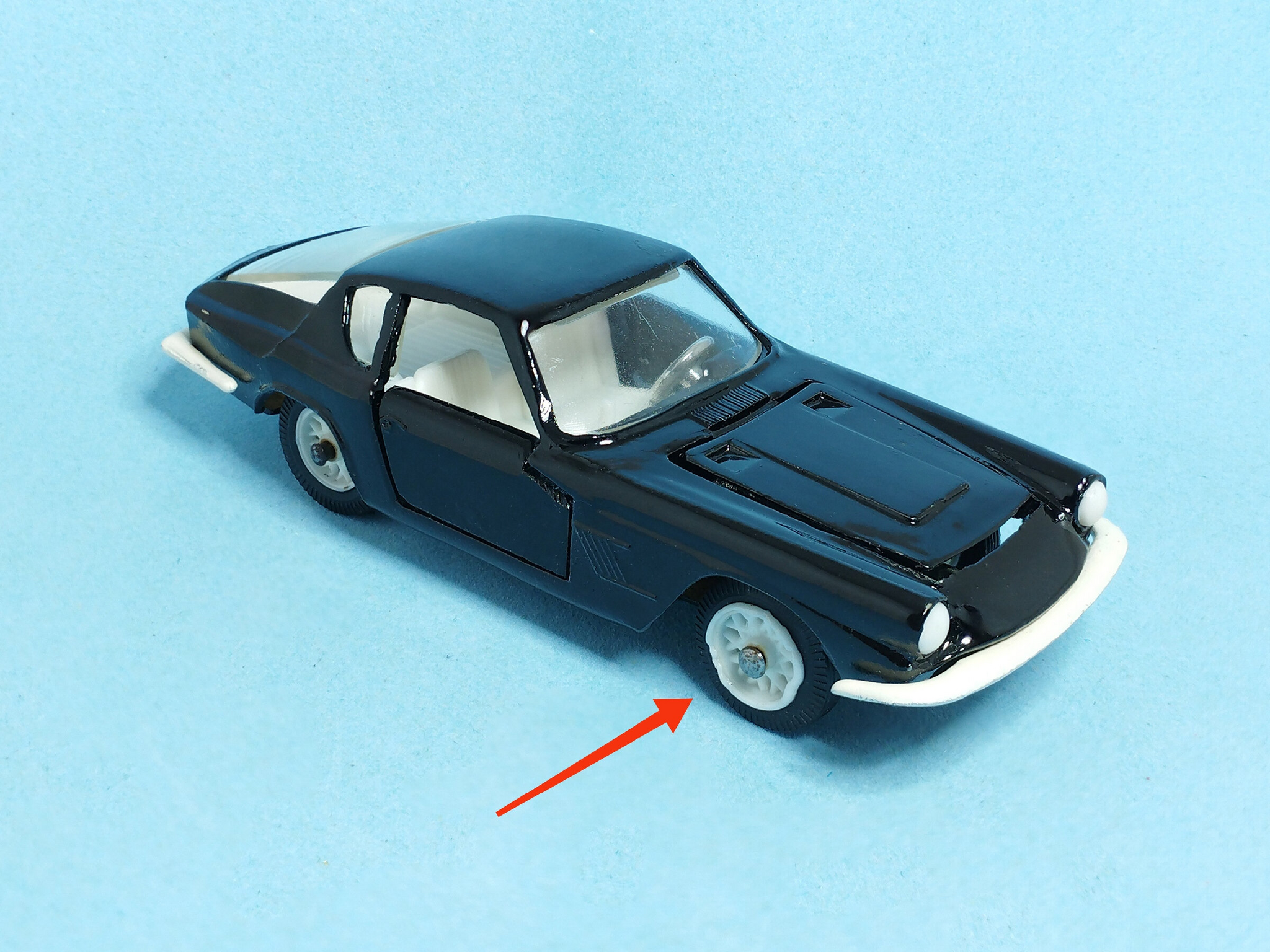 Восстановление модели Maserati Mistral 3700 Coupe в масштабе 1:43. Сделано  в СССР, родом из детства | Пикабу