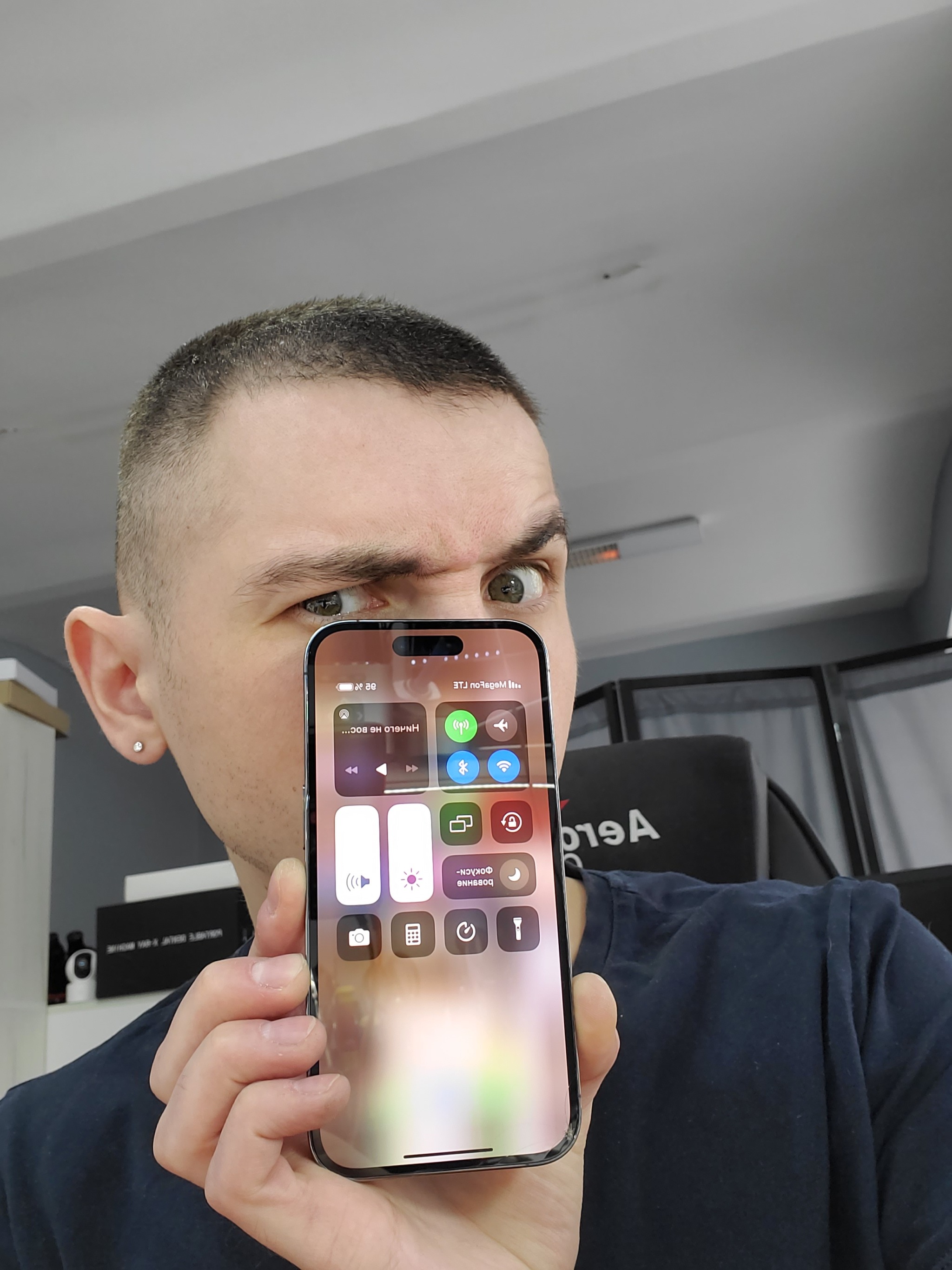 Одна из подлянок сервисов по ремонту техники. Iphone 14 pro. Ночь под водой  | Пикабу