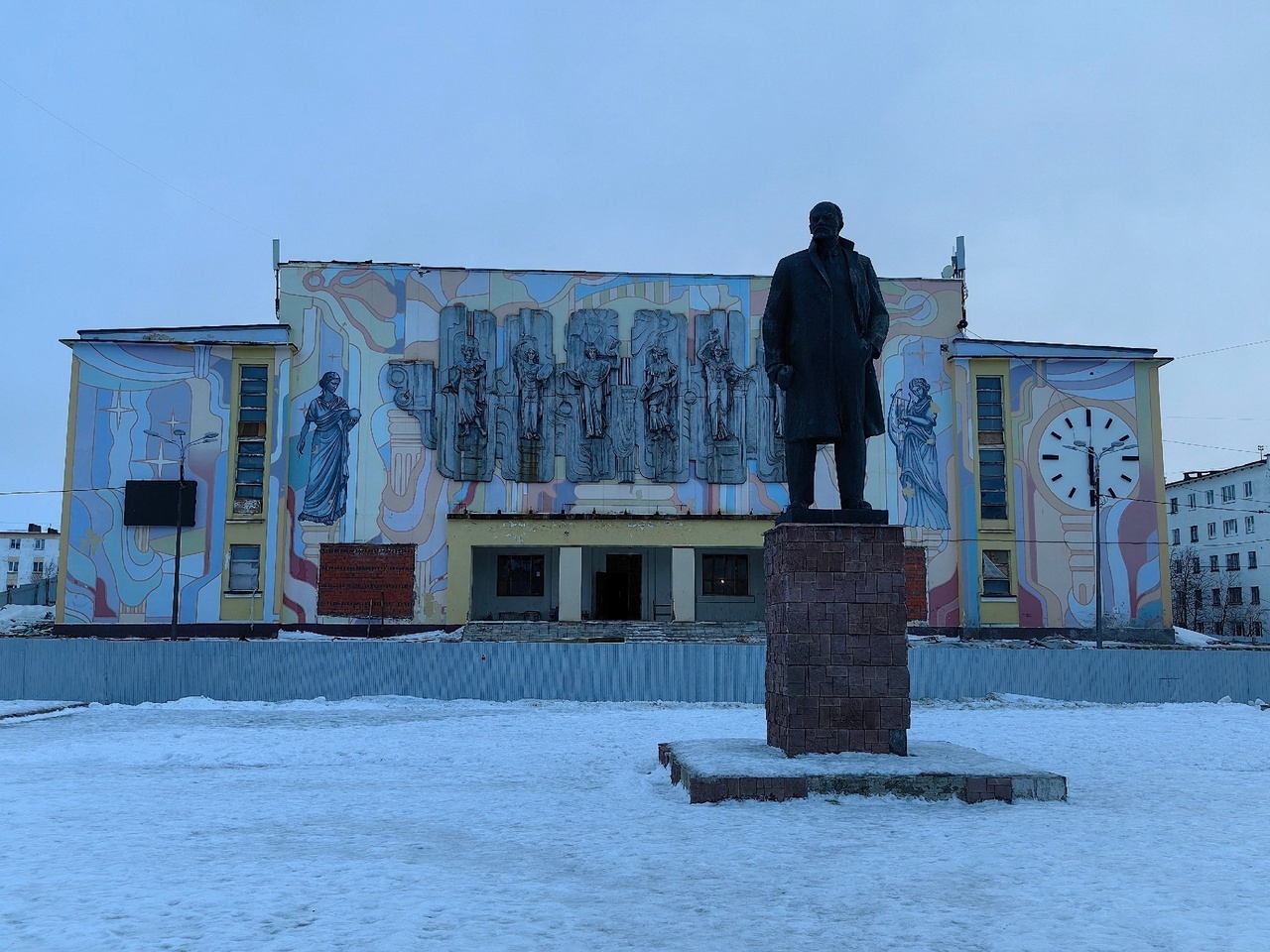 Есть такой поселок - Никель | Пикабу