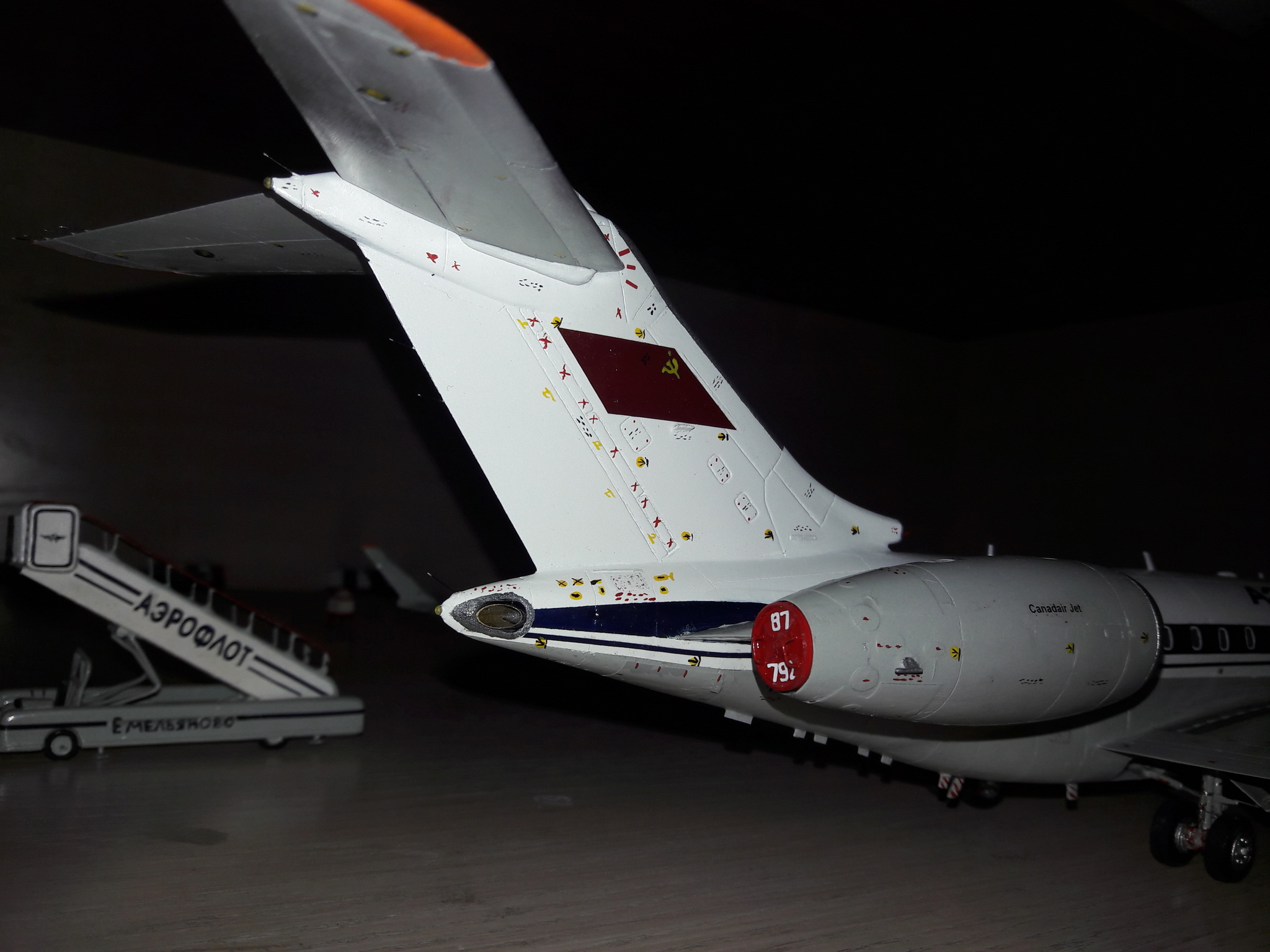 CRJ-7000 Глобал Экспресс в масштабе 1:72 | Пикабу