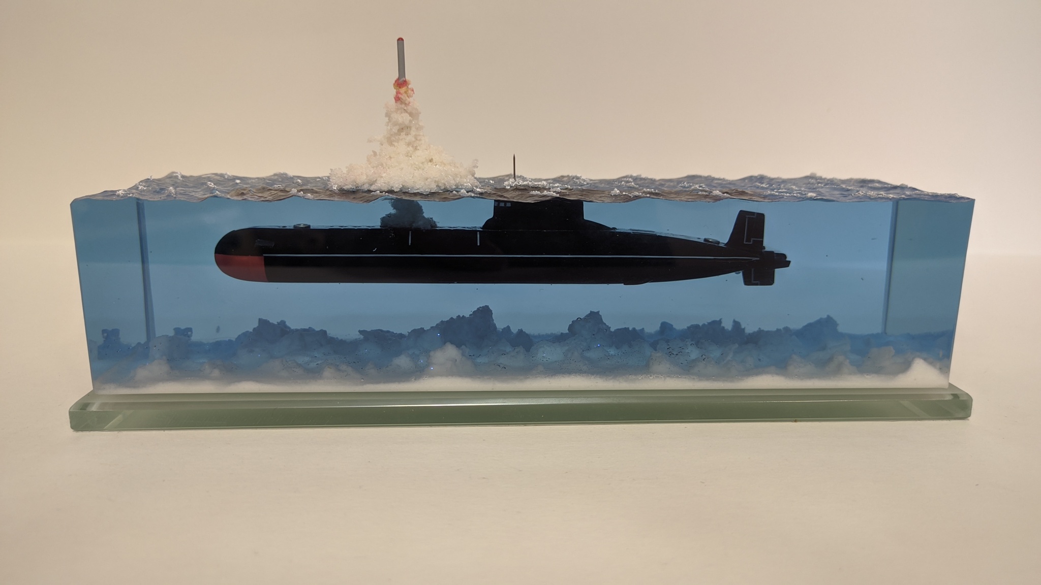Тяжёлый атомный ракетный подводный крейсер проекта 941 "Акула" | Пикабу