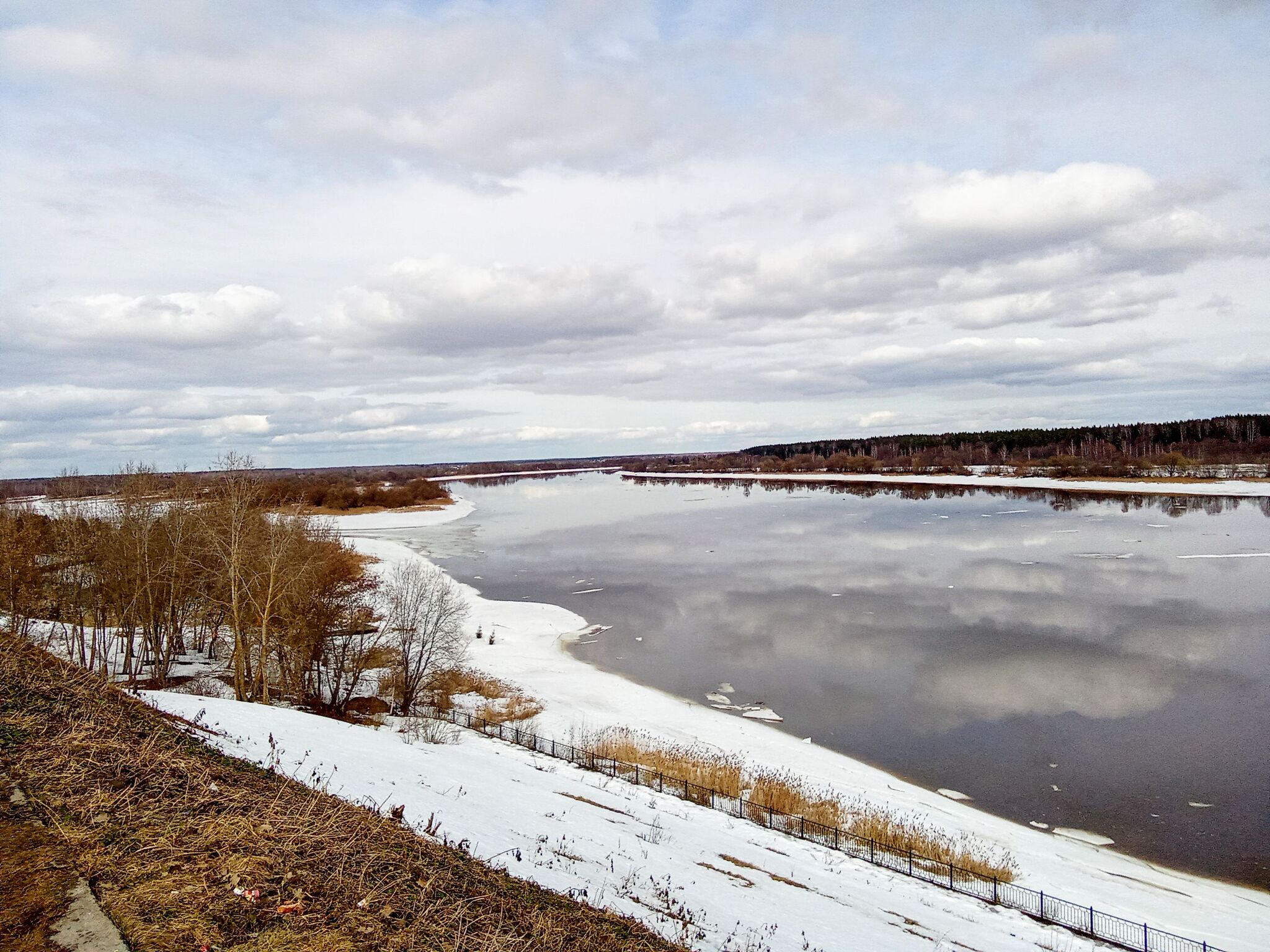 Волга 26.03.2024 г. Село Городня, Тверская обл | Пикабу