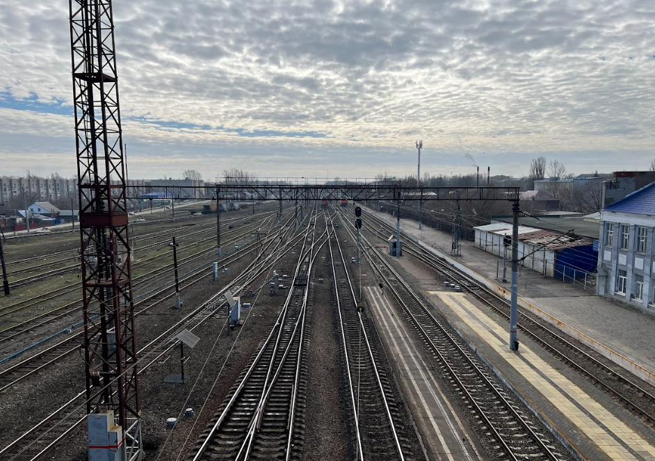 Плавильный тигль Кавказа. Махачкала: кошки, пляжи, море и "приоры" | Пикабу