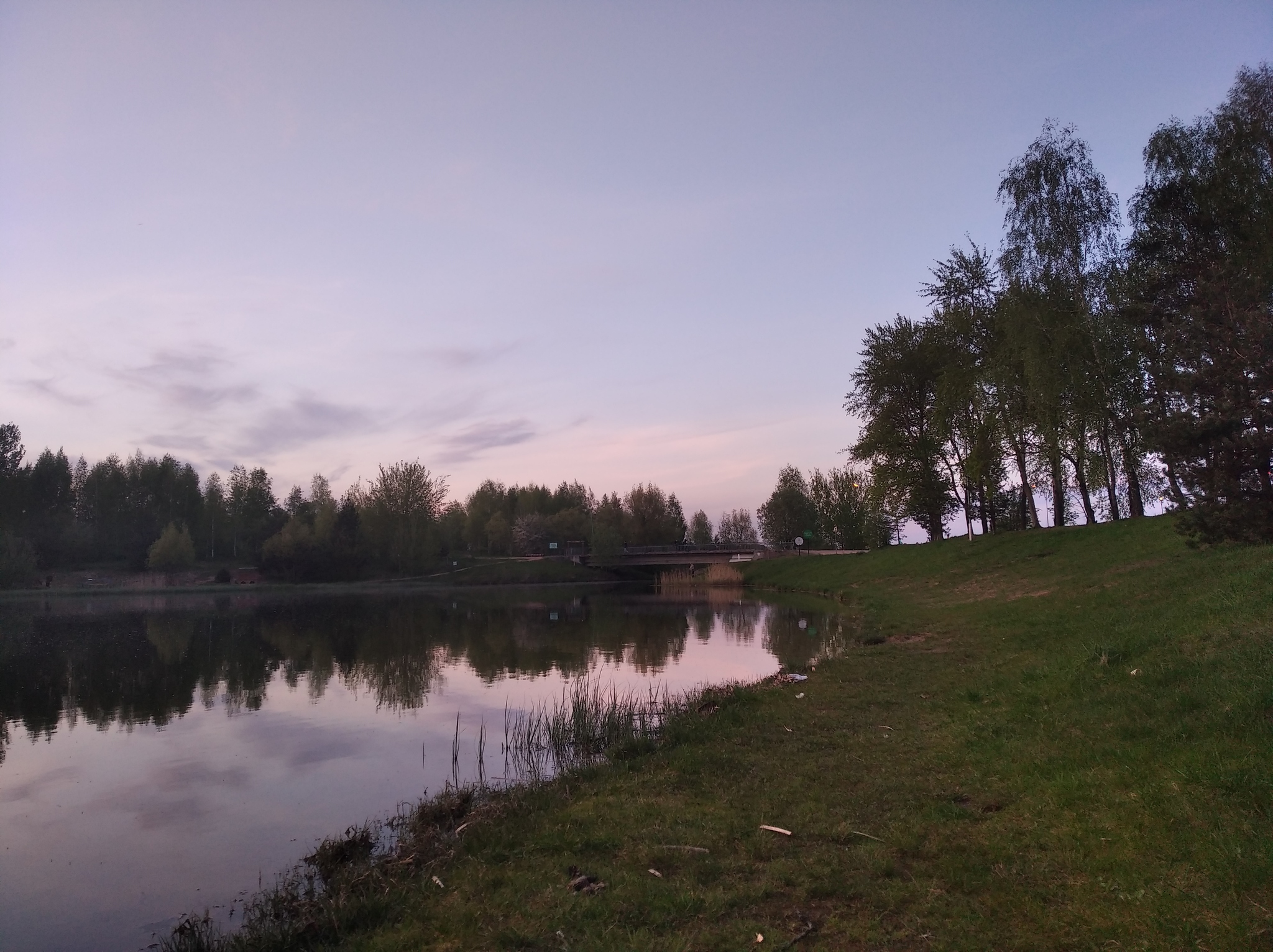 Mудак ли я? Яжмать с яжеребёнком не давали половить рыбу на водоёме | Пикабу