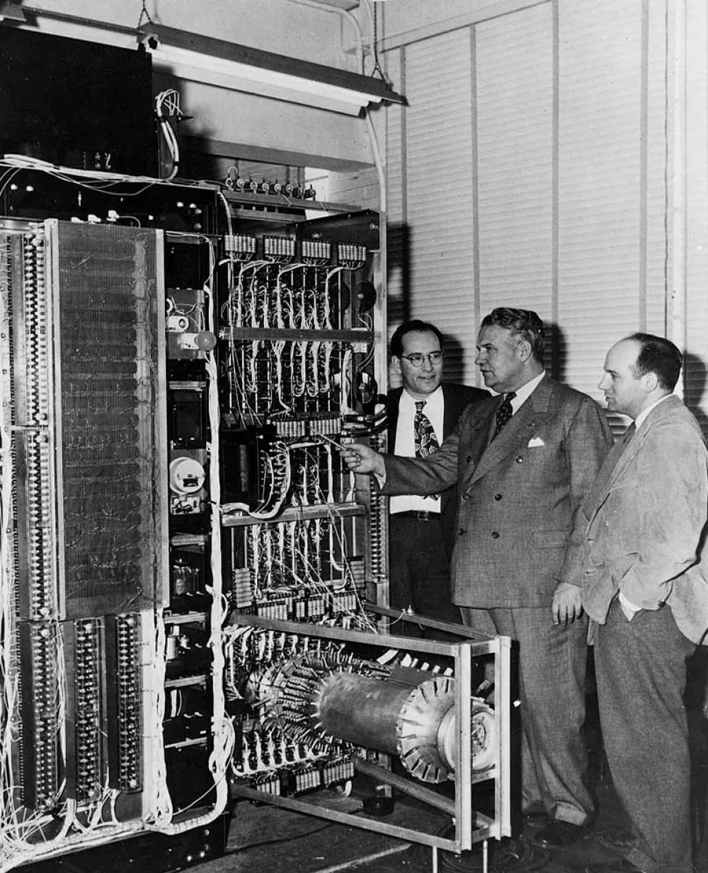 Раритет: ЭВМ Eniac 1943-1951 | Пикабу