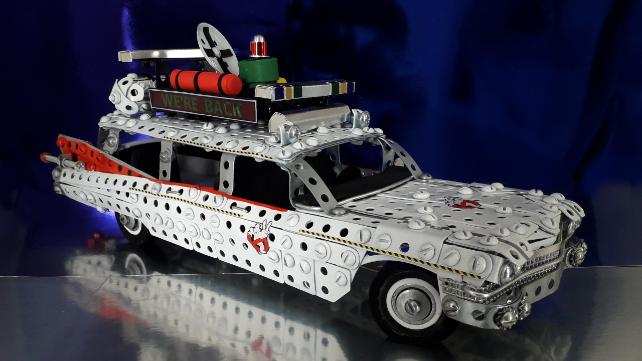 ECTO-1A из металлического конструктора, проволоки, резины и картона | Пикабу