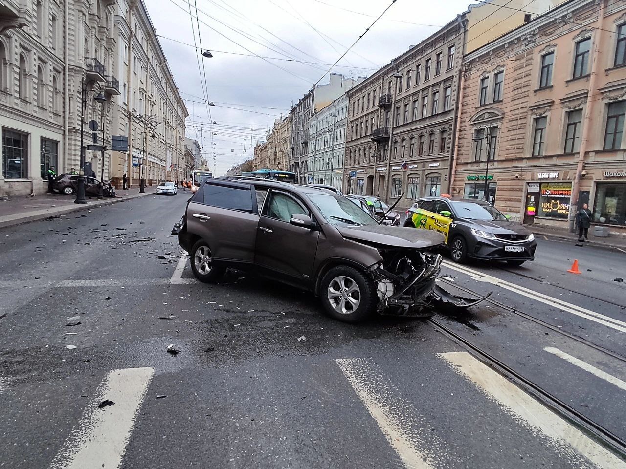 Нетрезвый мигрант устроил ДТП со смертельным исходом в центре Петербурга |  Пикабу