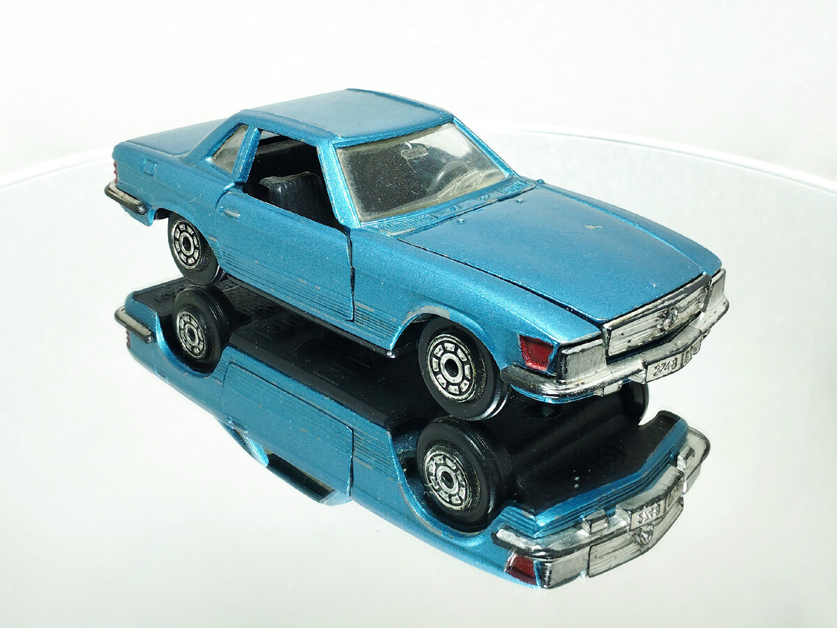 Модель автомобиля Mercedes-Benz 350 SL из серии Jet-Car de Norev в масштабе  1:43 | Пикабу