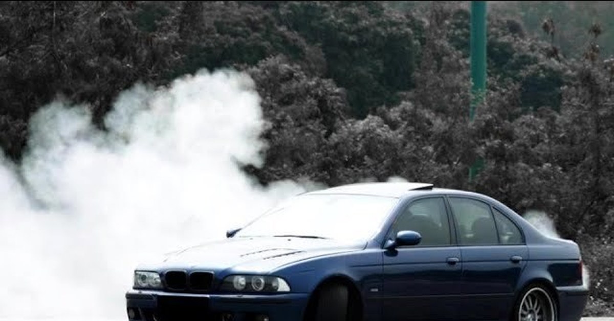Дрифт е39. БМВ е39 дрифт. БМВ м5 е39 дрифт. BMW m5 e39 Drift. BMW 5 е39.