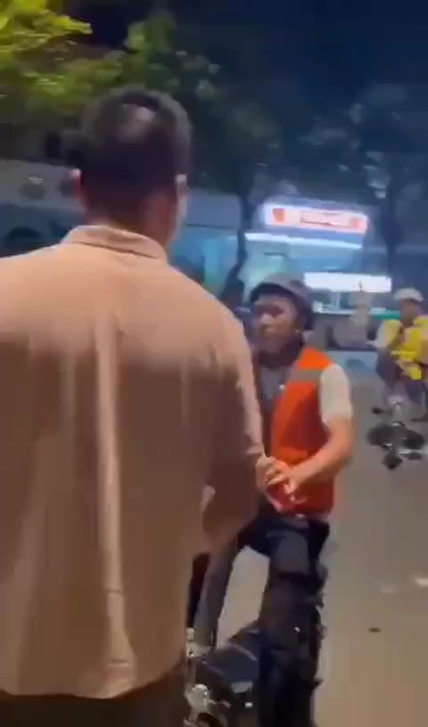 Китайская драка на плевках⁠⁠