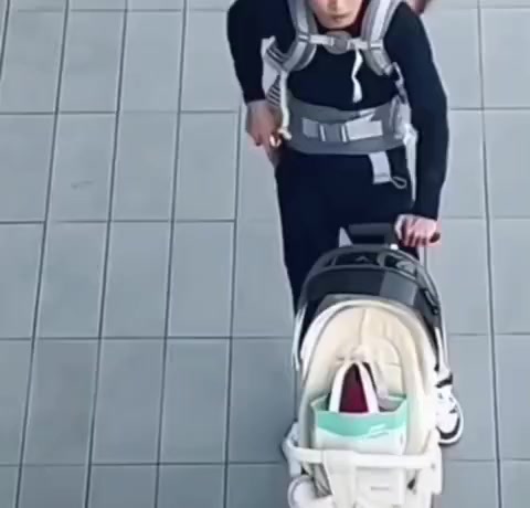 Папа сильно устал