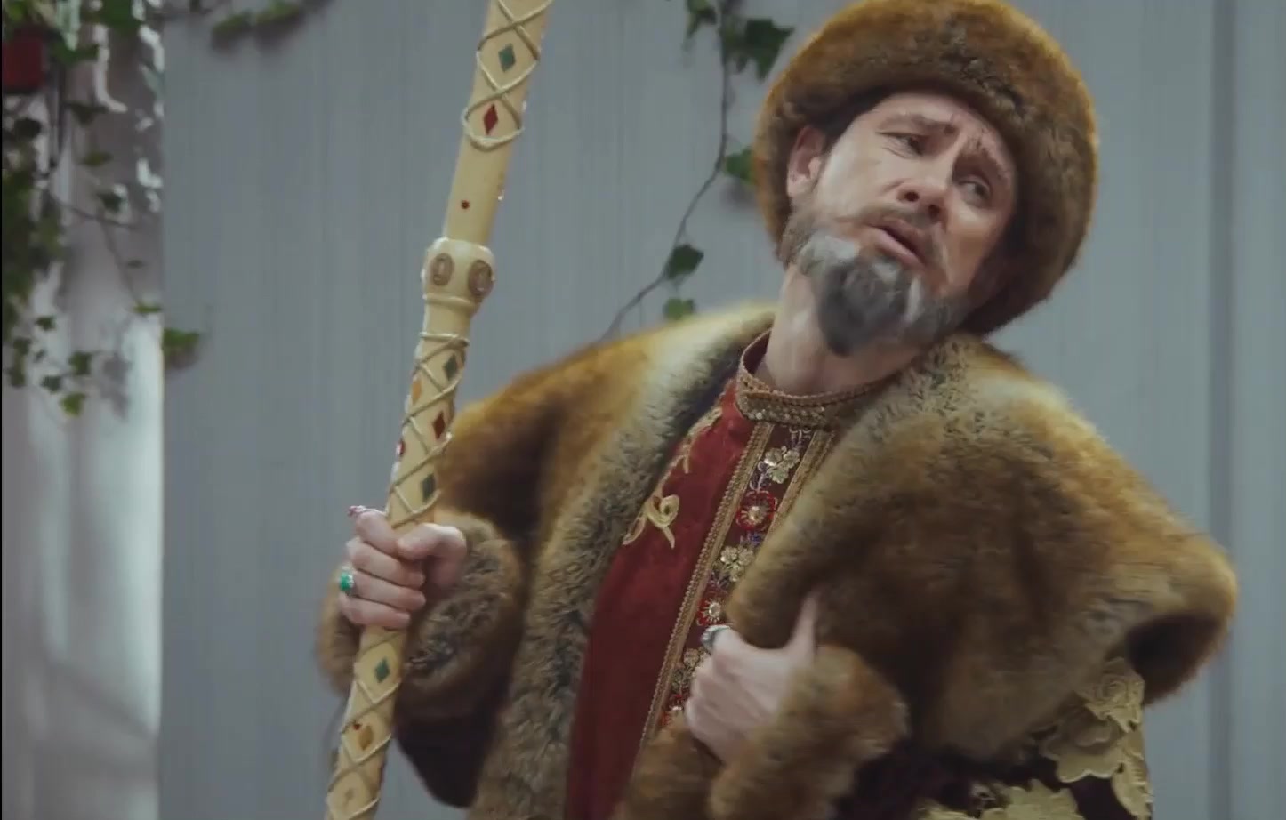 Не понятно что так все взъелись))Фильм веселый